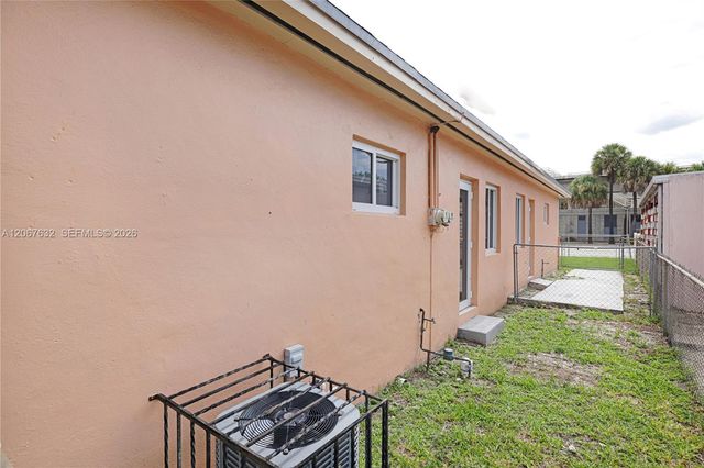 1202 NW 34th Street 1200, Miami, FL 33142