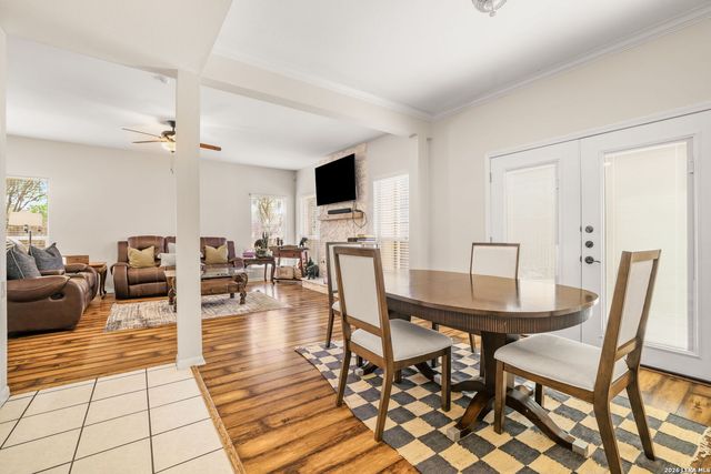 14235 Red Maple Wood, San Antonio, TX 78249