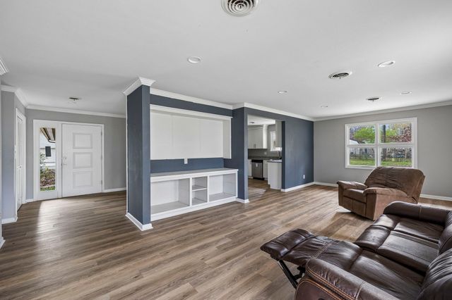 304 Marbeth Ln, Tullahoma, TN 37388