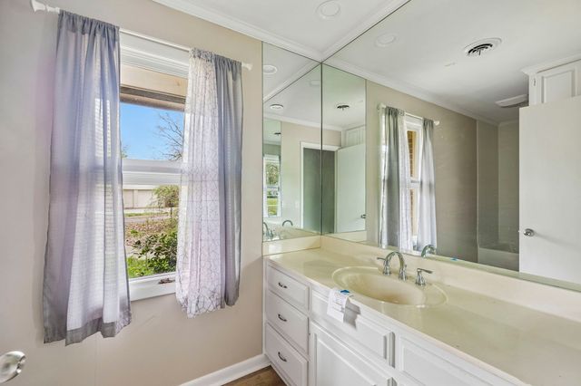 304 Marbeth Ln, Tullahoma, TN 37388