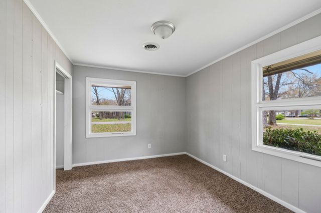 304 Marbeth Ln, Tullahoma, TN 37388