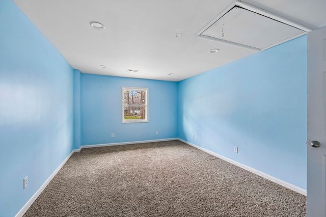 304 Marbeth Ln, Tullahoma, TN 37388