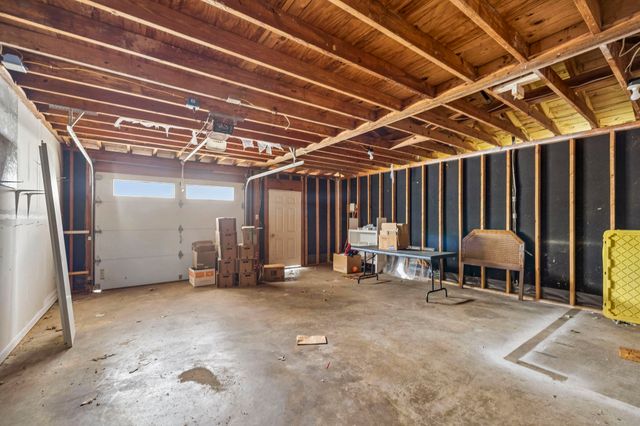 304 Marbeth Ln, Tullahoma, TN 37388