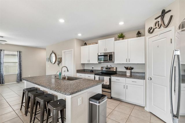 6108 SPRING CRAYFISH AVENUE, New Port Richey, FL 34653