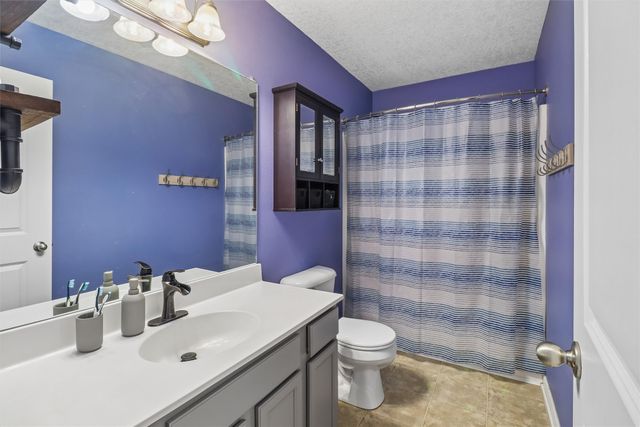 3204 Maple Drive SW, Bondurant, IA 50035