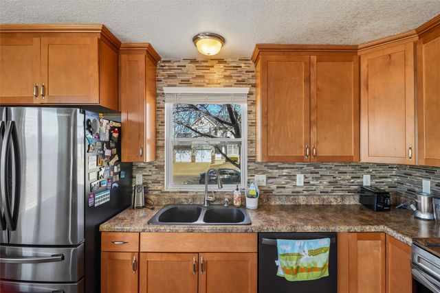 3204 Maple Drive SW, Bondurant, IA 50035