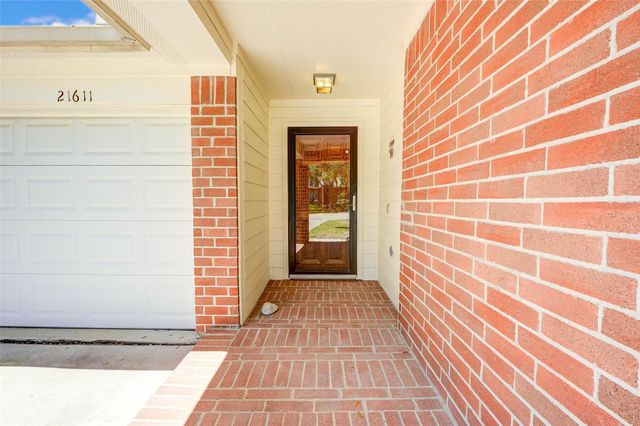 21611 Country Club Green Way, Tomball, TX 77375