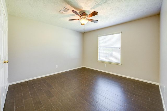 21611 Country Club Green Way, Tomball, TX 77375