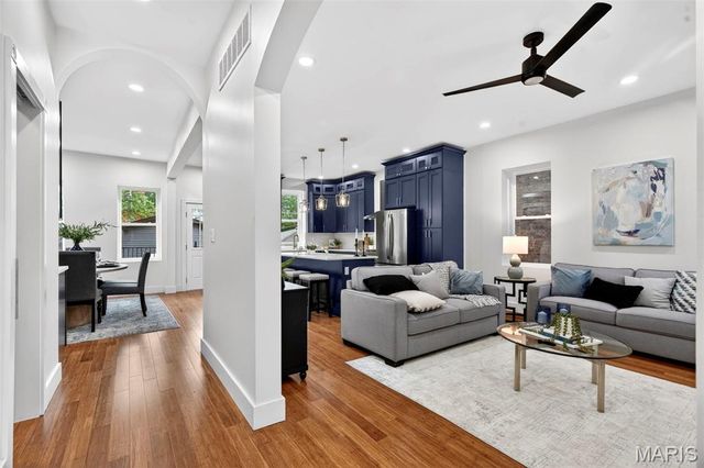 3659 Connecticut Street, St Louis, MO 63116