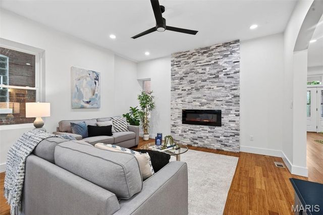3659 Connecticut Street, St Louis, MO 63116