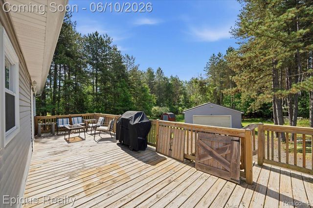 12272 E Mount Morris Road, Richfield Township, MI 48423