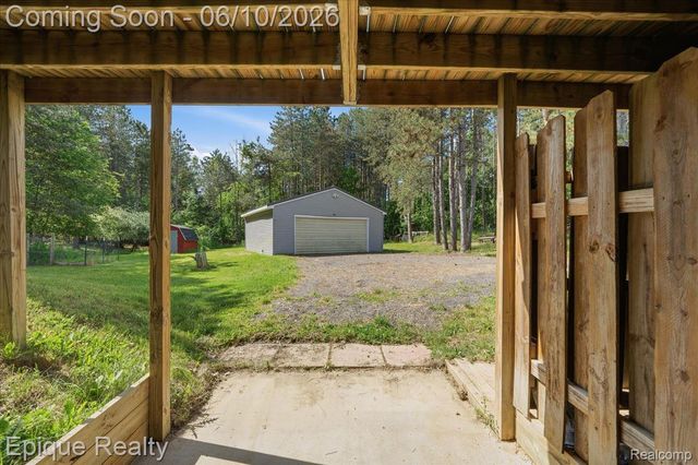 12272 E Mount Morris Road, Richfield Township, MI 48423