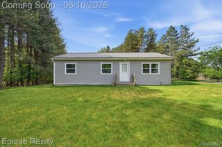 12272 E Mount Morris Road, Richfield Township, MI 48423