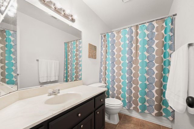 1812 Sylvia LN, Round Rock, TX 78681
