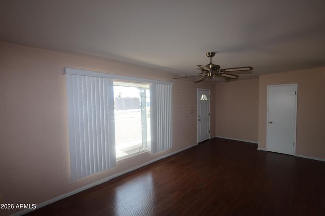 10559 W SUN CITY Boulevard, Sun City, AZ 85351