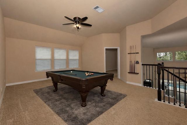 126 Hearthshire Circle, The Woodlands, TX 77354