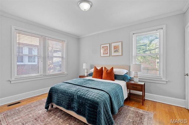 7055 Dartmouth Avenue, University City, MO 63130