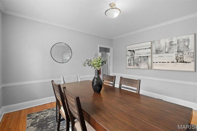 7055 Dartmouth Avenue, University City, MO 63130