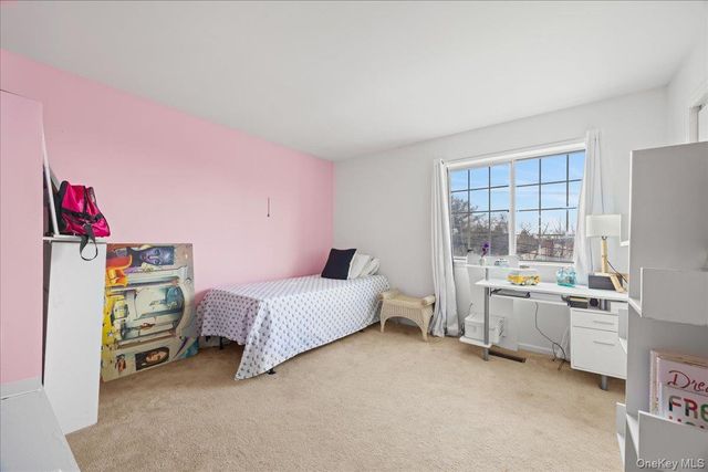 3 Magnolia Lane, Warwick, NY 10990