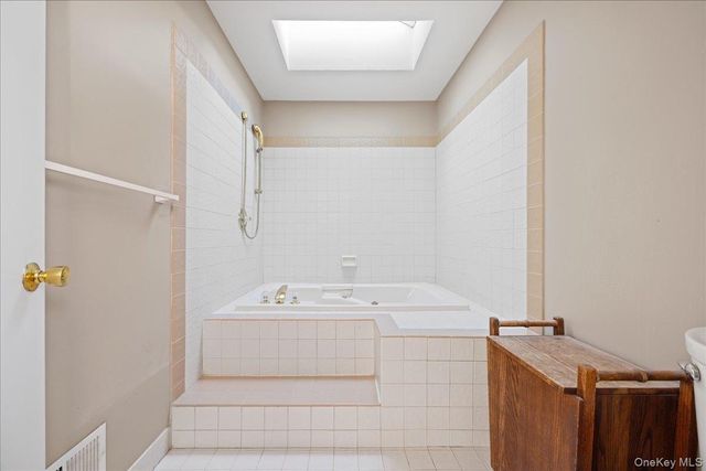 3 Magnolia Lane, Warwick, NY 10990