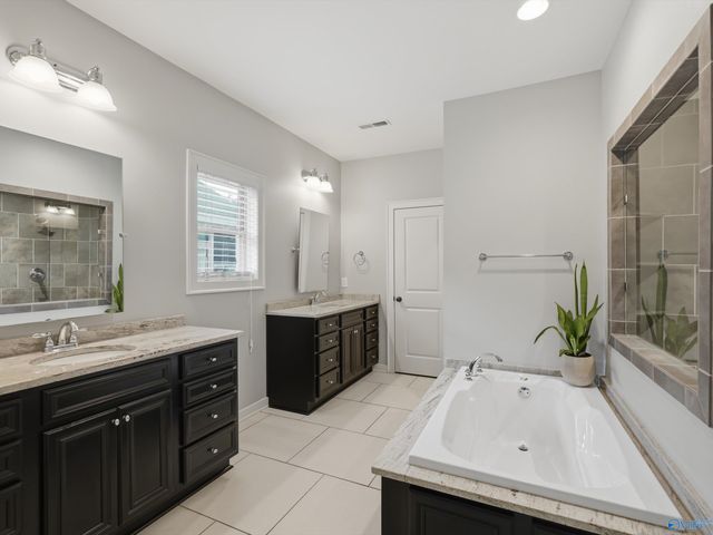 6453 Lincoln Park Place, Huntsville, AL 35806