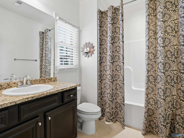 6453 Lincoln Park Place, Huntsville, AL 35806