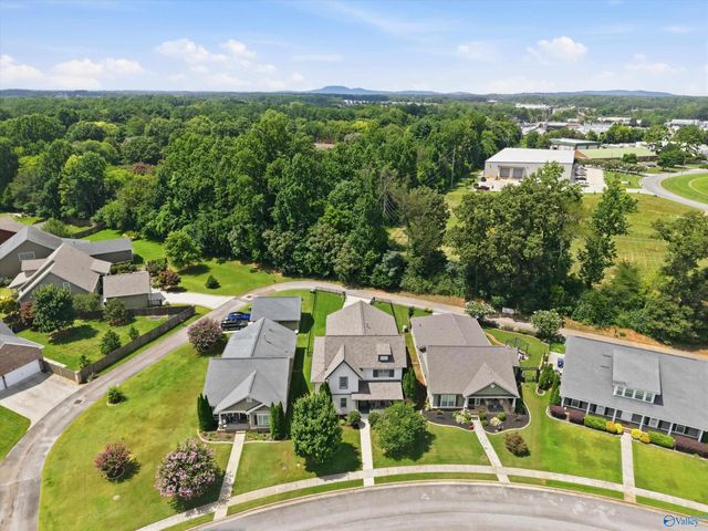 6453 Lincoln Park Place, Huntsville, AL 35806
