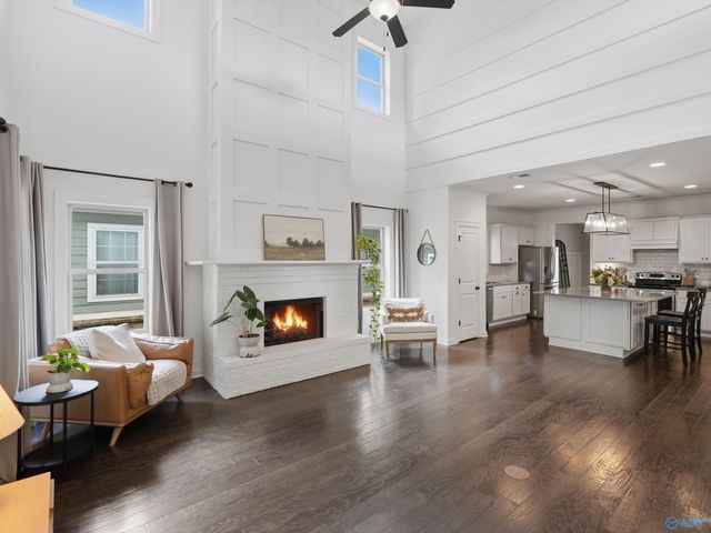 6453 Lincoln Park Place, Huntsville, AL 35806