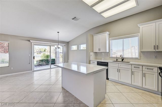 2052 Poppywood Avenue, Henderson, NV 89012