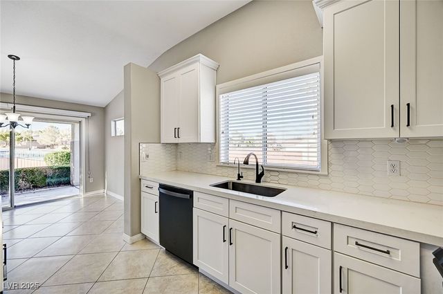 2052 Poppywood Avenue, Henderson, NV 89012