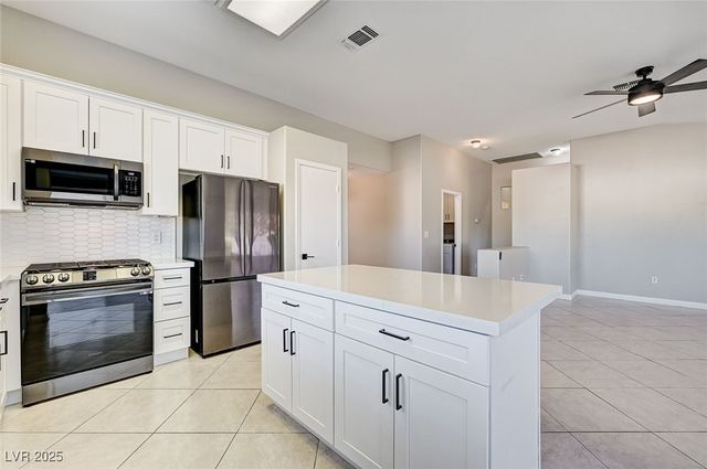 2052 Poppywood Avenue, Henderson, NV 89012