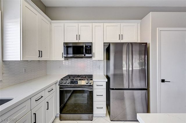 2052 Poppywood Avenue, Henderson, NV 89012