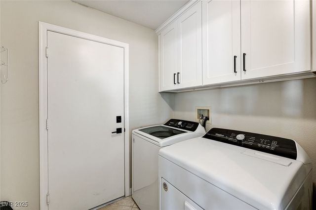 2052 Poppywood Avenue, Henderson, NV 89012