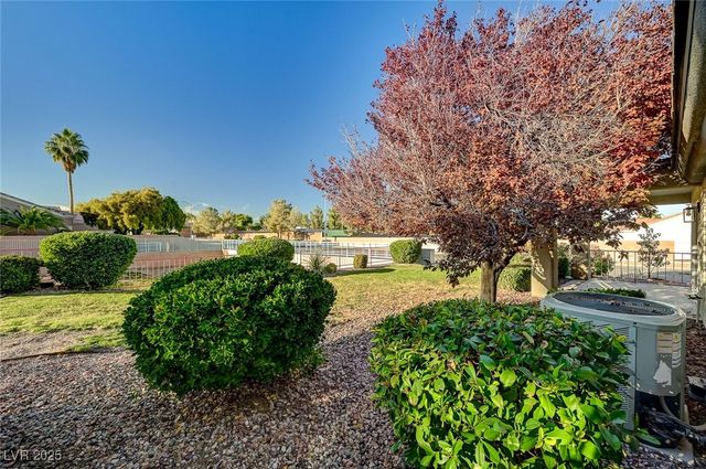 2052 Poppywood Avenue, Henderson, NV 89012