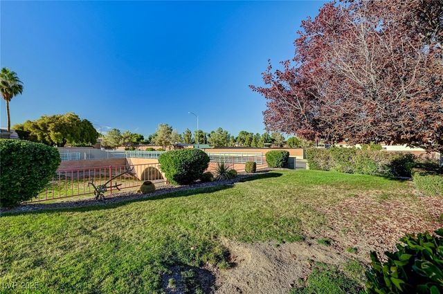 2052 Poppywood Avenue, Henderson, NV 89012