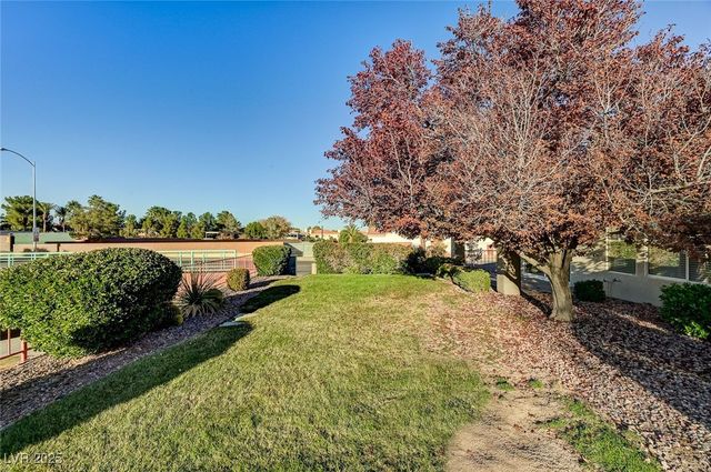 2052 Poppywood Avenue, Henderson, NV 89012