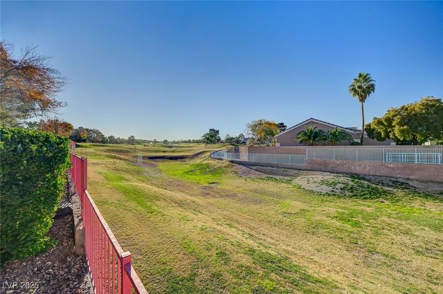 2052 Poppywood Avenue, Henderson, NV 89012