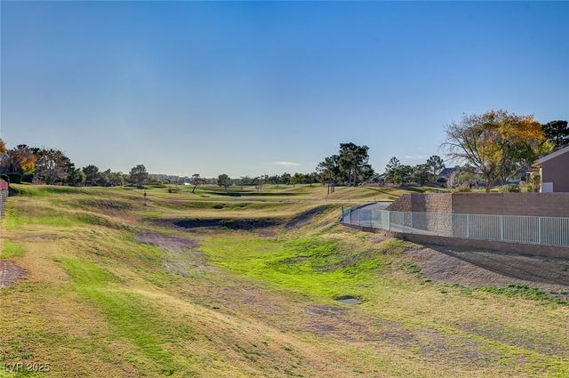 2052 Poppywood Avenue, Henderson, NV 89012