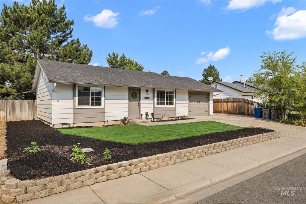 2999 N Cribbens Ave, Boise, ID 83713 photo 2