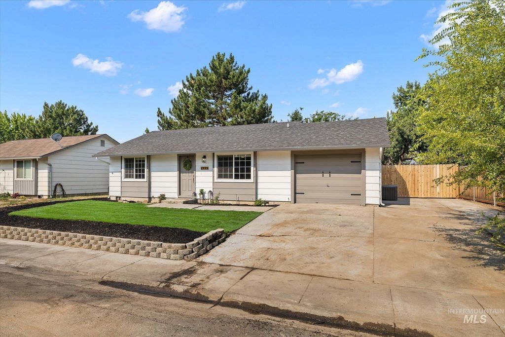 2999 N Cribbens Ave, Boise, ID 83713 photo 3
