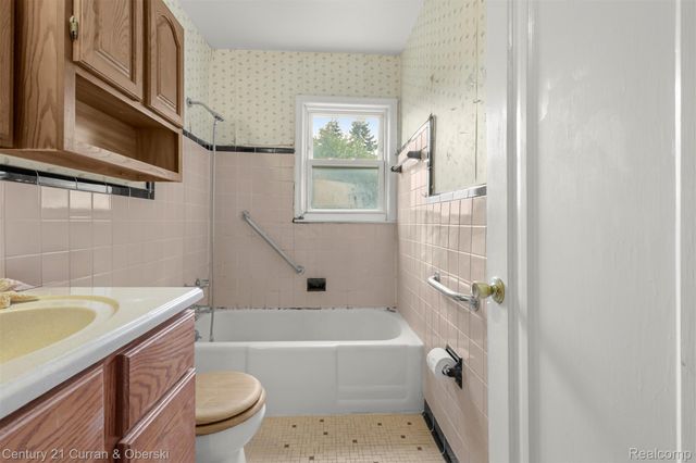 1659 18th Street, Wyandotte, MI 48192