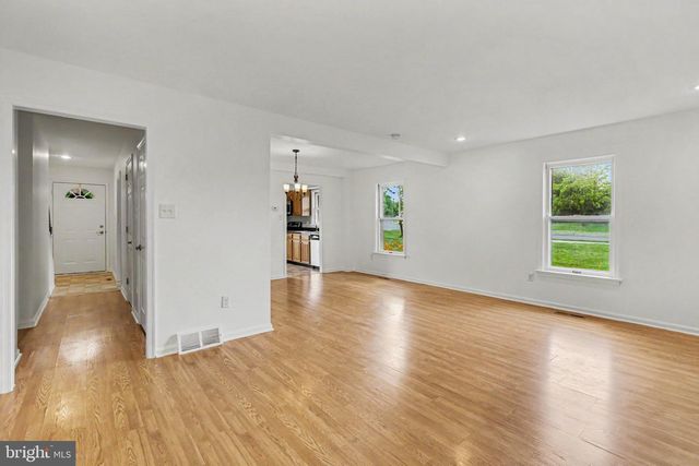 600 ALLENVIEW DR, Mechanicsburg, PA 17055