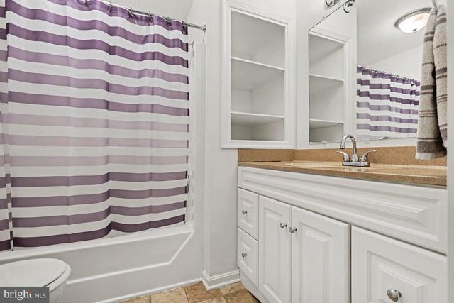 600 ALLENVIEW DR, Mechanicsburg, PA 17055