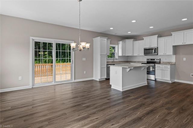 6061 Frye Bridge Road, Clemmons, NC 27012
