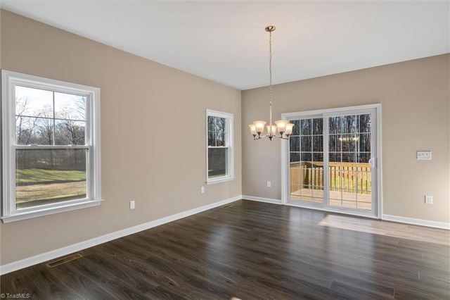 6061 Frye Bridge Road, Clemmons, NC 27012