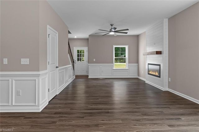 6061 Frye Bridge Road, Clemmons, NC 27012