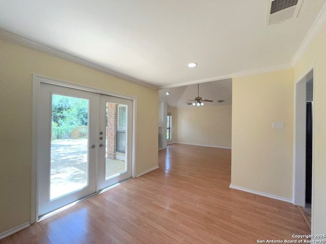 3342 CARBINE ROAD, San Antonio, TX 78247
