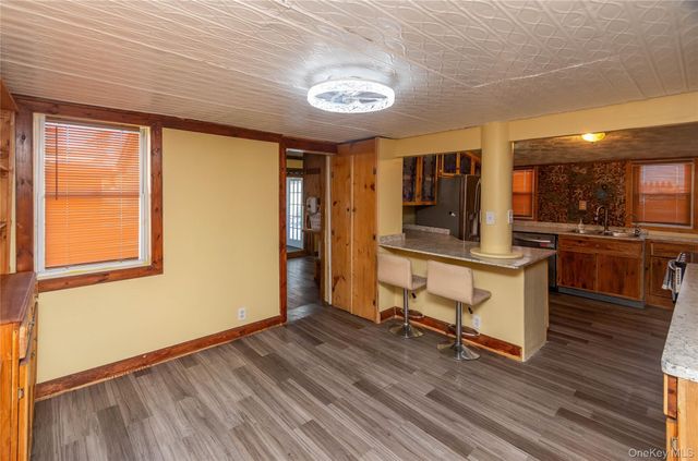 21 Harvey Street, Hyde Park, NY 12538