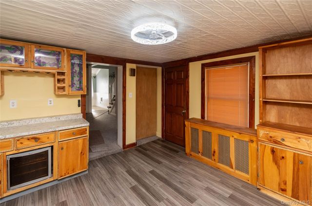 21 Harvey Street, Hyde Park, NY 12538