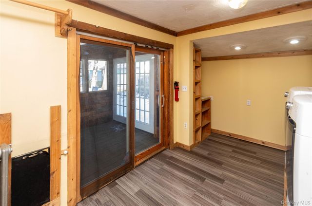 21 Harvey Street, Hyde Park, NY 12538